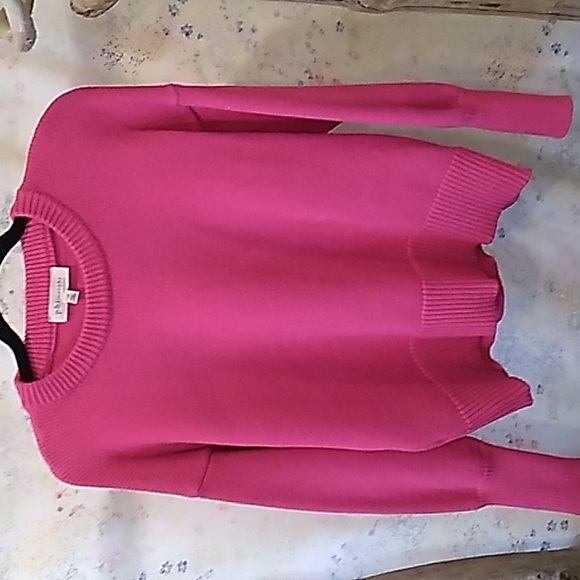 Philosophy Sweaters - Philosophy pretty pink crew neck chunky cuffs and hem sweater in size large. EUC